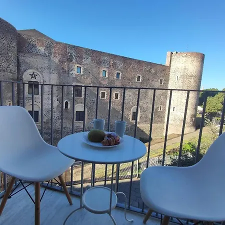 Apartment In Catania